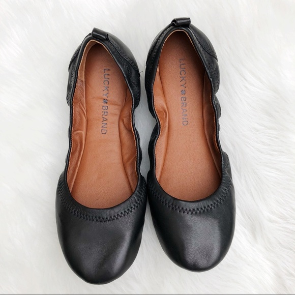 Lucky Brand Shoes - Lucky Brand Black Ballet Flats size 6M